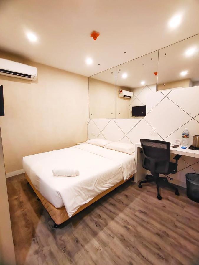 Capital Express Hotel Kota Kinabalu Exterior photo